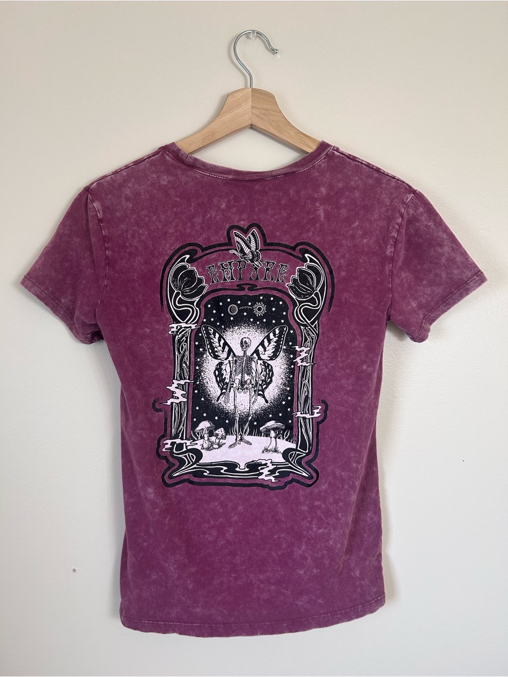 Empyre Womens Short Sleeve Graphic Tee in Maroon with Black & Pink Print